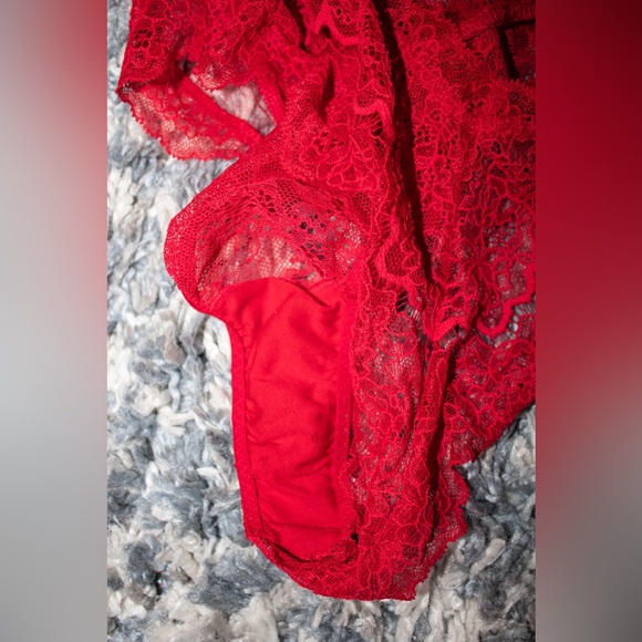 Victoria Secret Red Teddy Lingerie NEVER WORN (size Large) - Picture 3 of 3